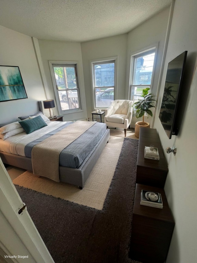 Building Photo - 66 Hungerford Terrace