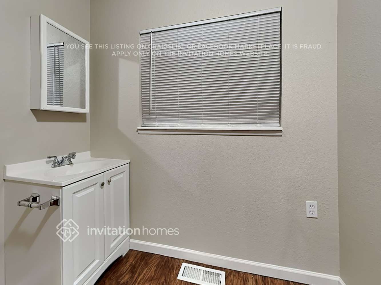 Building Photo - 359 Del Monte Ave