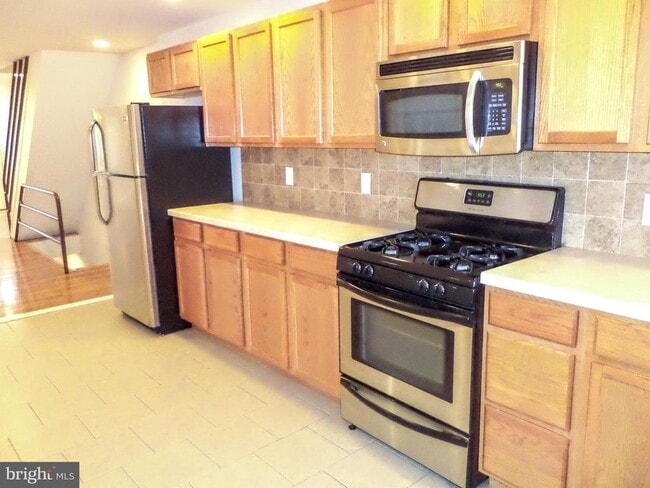 Building Photo - 2312 Moore St