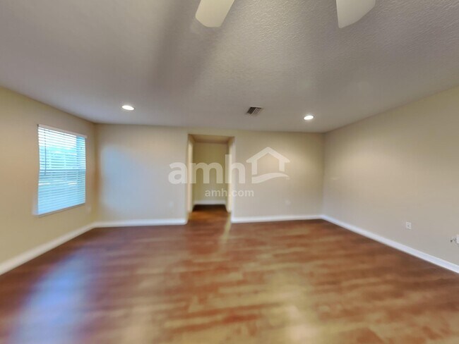 Building Photo - 10618 Bamboo Rod Cir