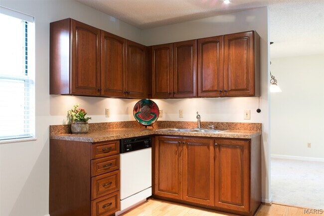 Building Photo - 9071 Wrenwood Ln