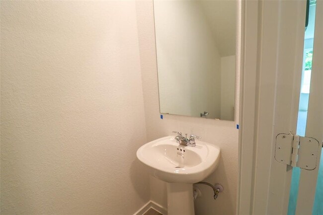 Building Photo - 31371 Black Cherry St