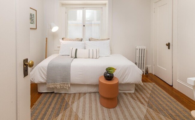 Building Photo - 7 Panoramic Way