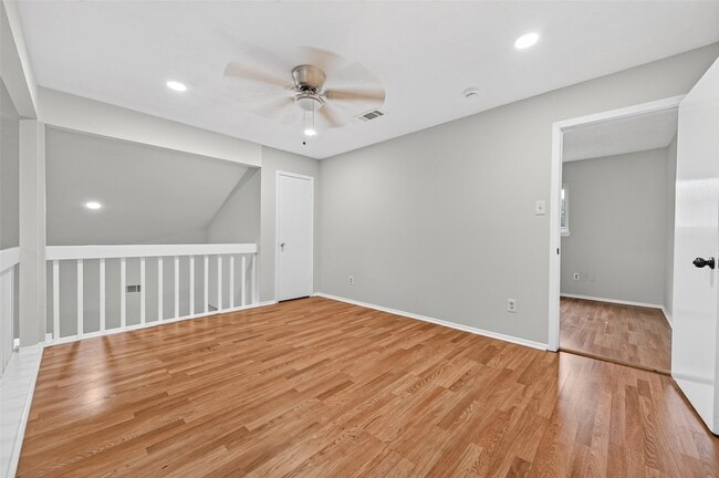 Building Photo - 10419 Appleridge Dr