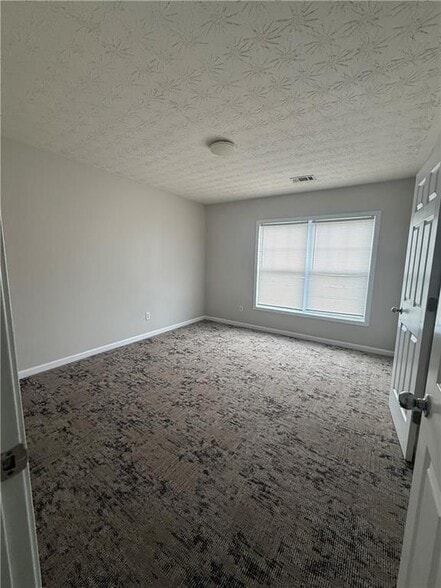 Building Photo - 6106 Allpoint Way