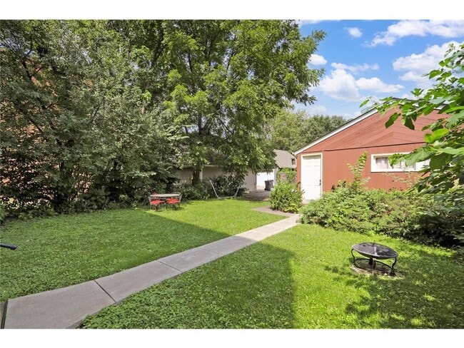 Building Photo - 971 Goodrich Ave