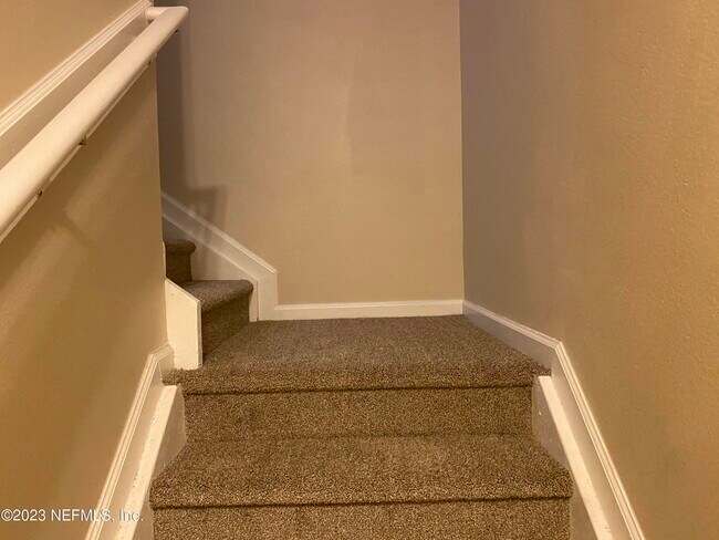 Building Photo - 8204 White Falls Blvd