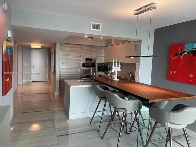 Building Photo - 330 Sunny Isles Blvd