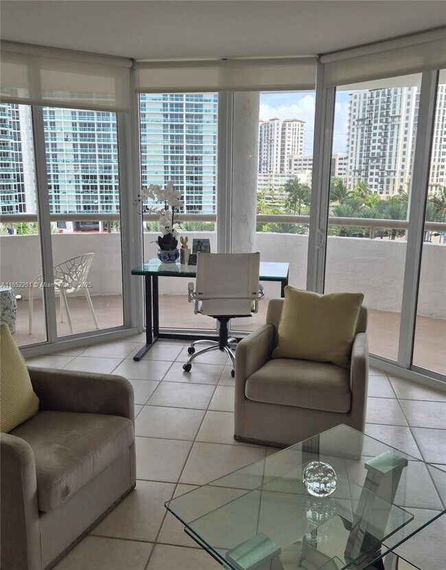 Building Photo - 15645 Collins Ave