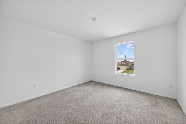 Building Photo - 26719 Prairie Smoke Ln