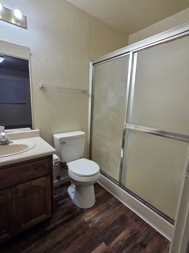 Building Photo - Spacious 3 Bedroom, 2.5 Bath Townhome in Wi Wuk, CA