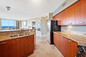 Building Photo - 2011 N Ocean Blvd