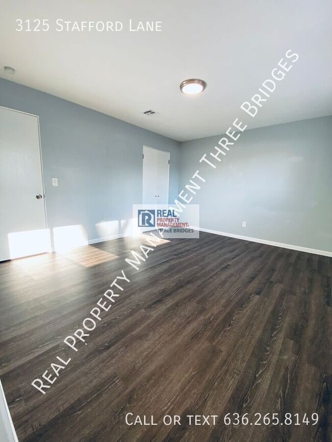 Building Photo - 3125 Stafford Ln