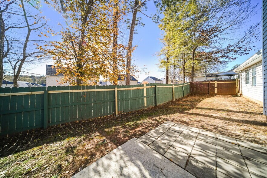 Building Photo - 1681 Graystone Dr