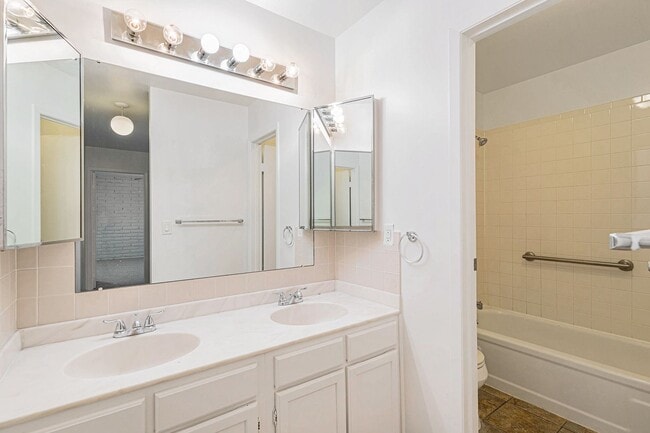 Building Photo - 9574 E Kansas Cir