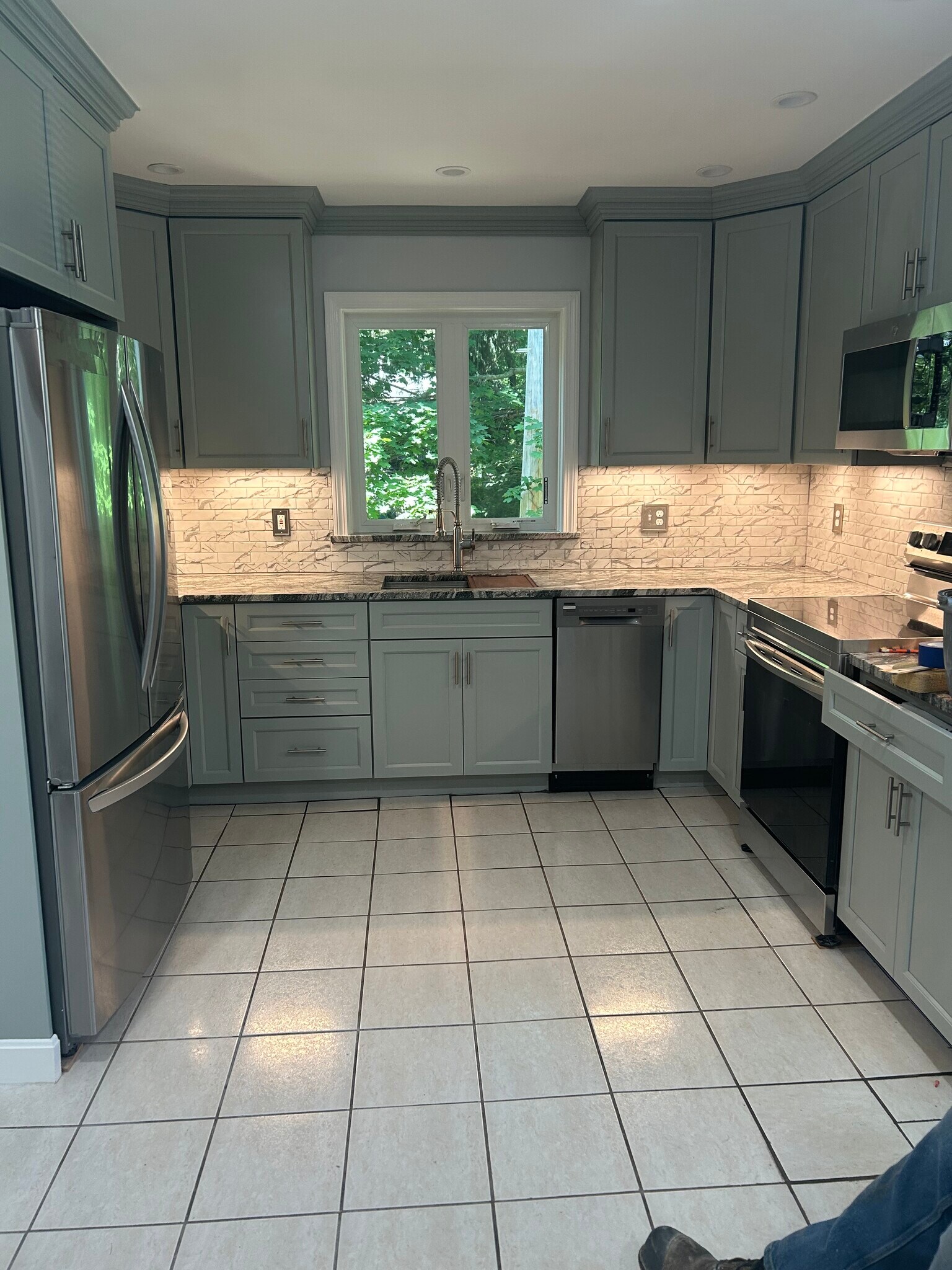 Building Photo - 1250 Gardners Neck Rd