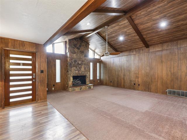 Building Photo - 1023 Piping Rock Ln