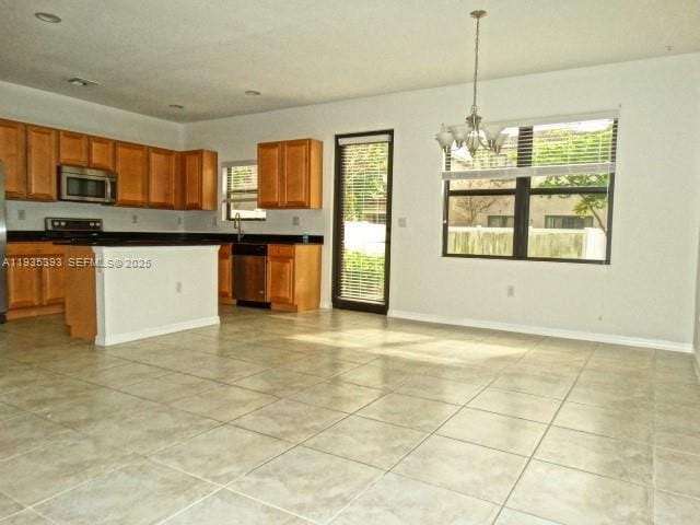 Building Photo - 754 NE 191st Terrace