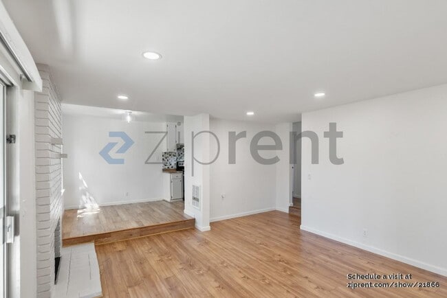 Building Photo - 99 E Middlefield Rd