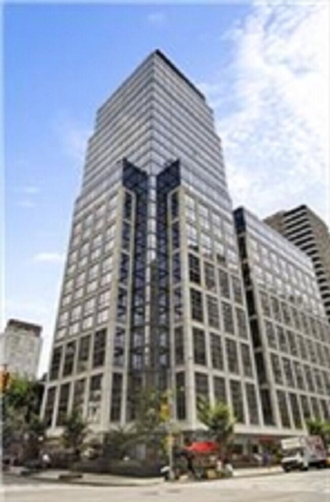 Building Photo - 200 West End Ave