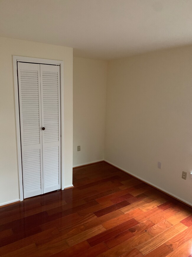 bedroom 3 with closet - 11090 Saffold Way