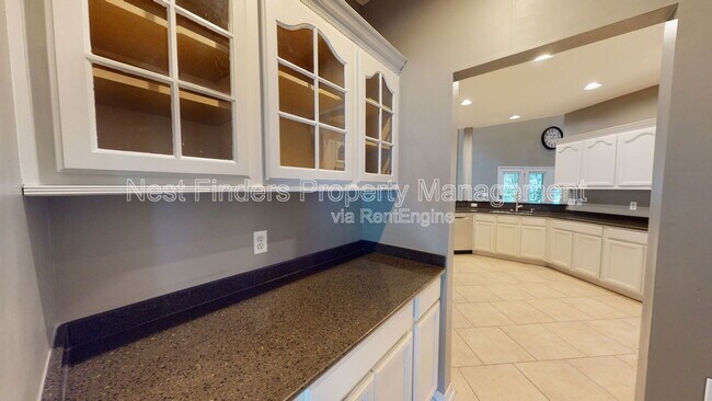 Building Photo - 11881 Honey Locust Dr