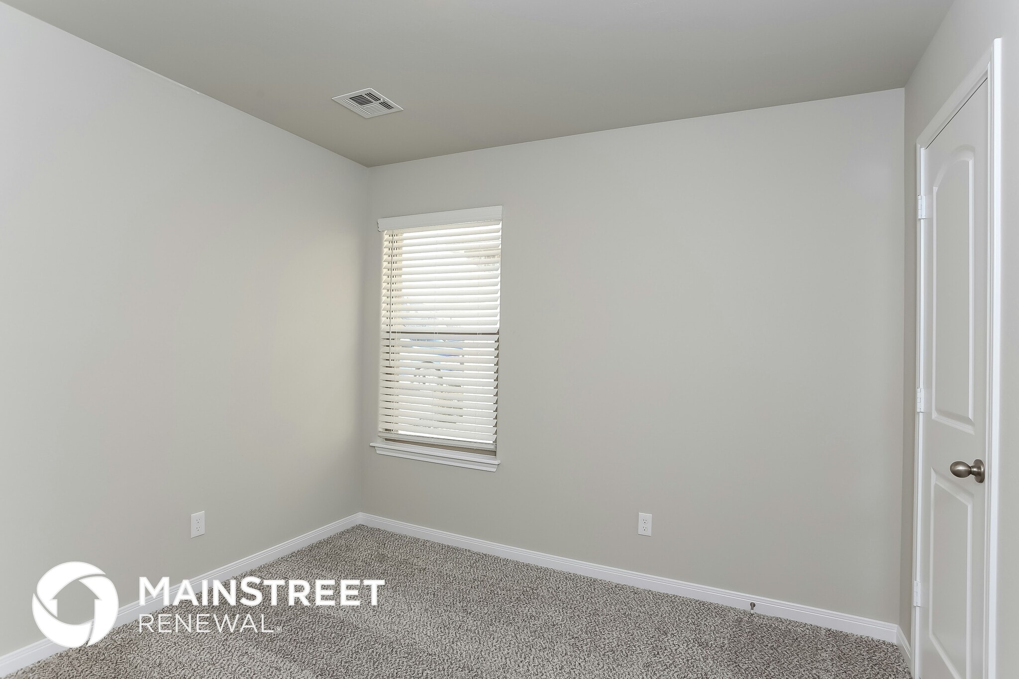 Building Photo - 1005 NW 5th St