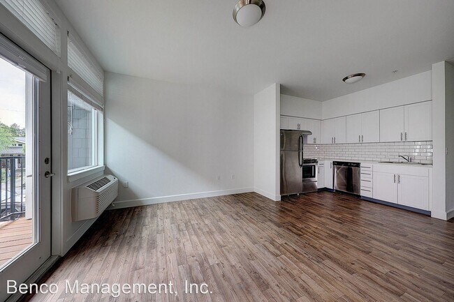 Building Photo - 7676 N Lombard St