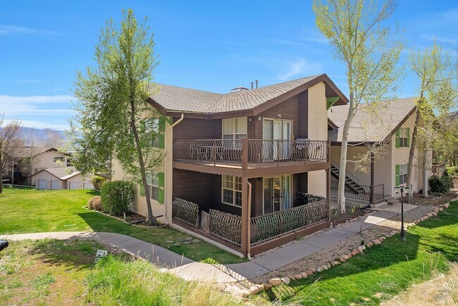 Building Photo - 1041 W Grindelwald Ct