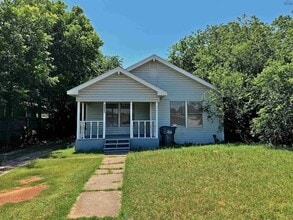 Building Photo - 2604 Wenonah Ave