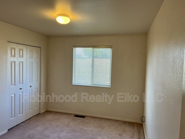 Building Photo - 315 Spring Creek Pkwy