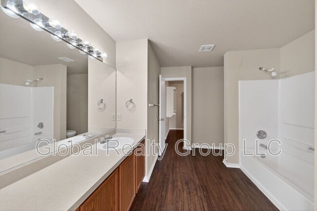 Building Photo - 4951 Orchid Star