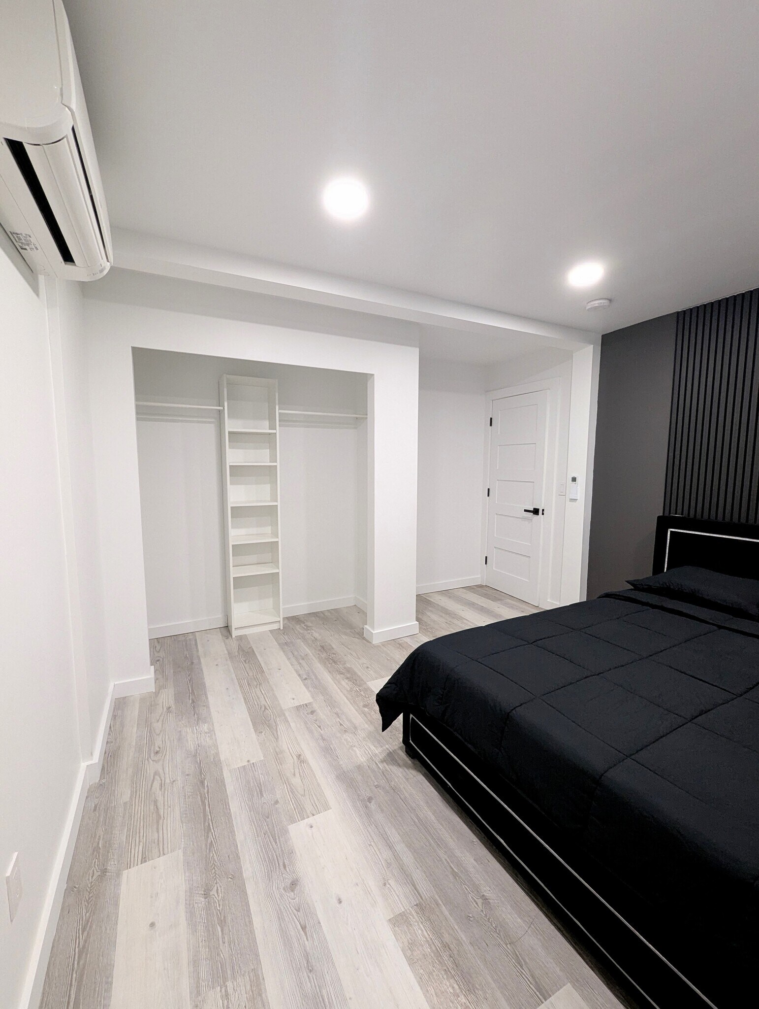 Building Photo - 1318 75th St SE