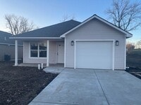 Building Photo - Italian Estates Property Management