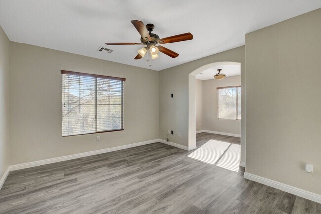 Building Photo - TWO STORY CUL-DE-SAC HOME, 3 BEDROOM 2.5 BATH HOME