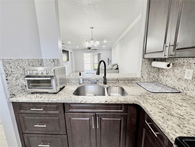Building Photo - 10991 NW 30th Pl