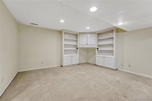 Building Photo - 7398 S Hudson Way