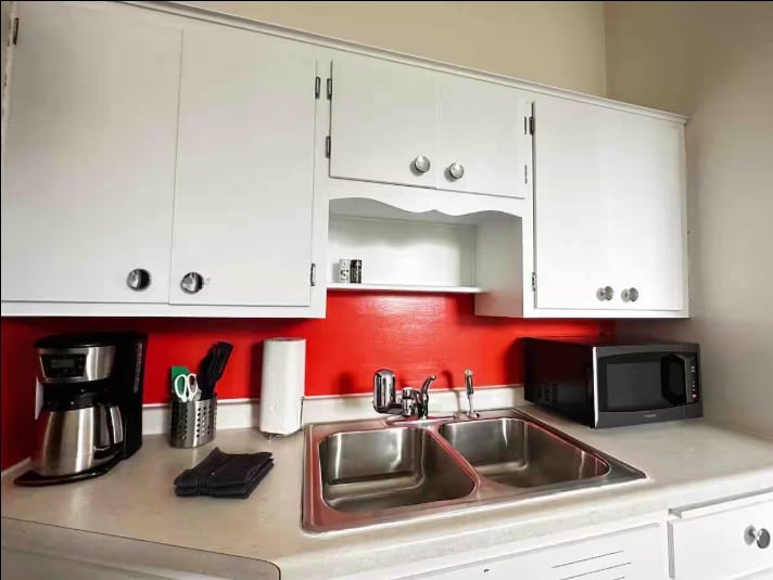 Building Photo - 196 Mounds Blvd