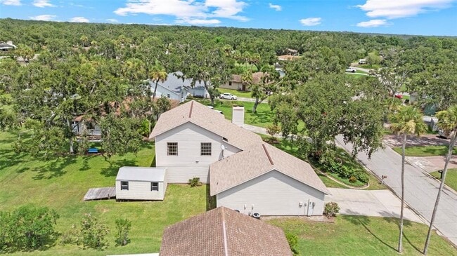 Building Photo - 8006 Oak Dr