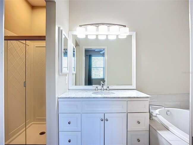 Building Photo - 3884 Deberry Dr