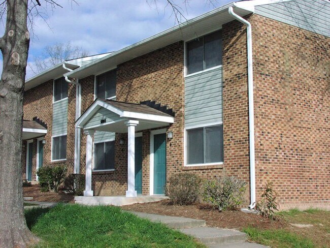 Building Photo - 1237 Naples Pl
