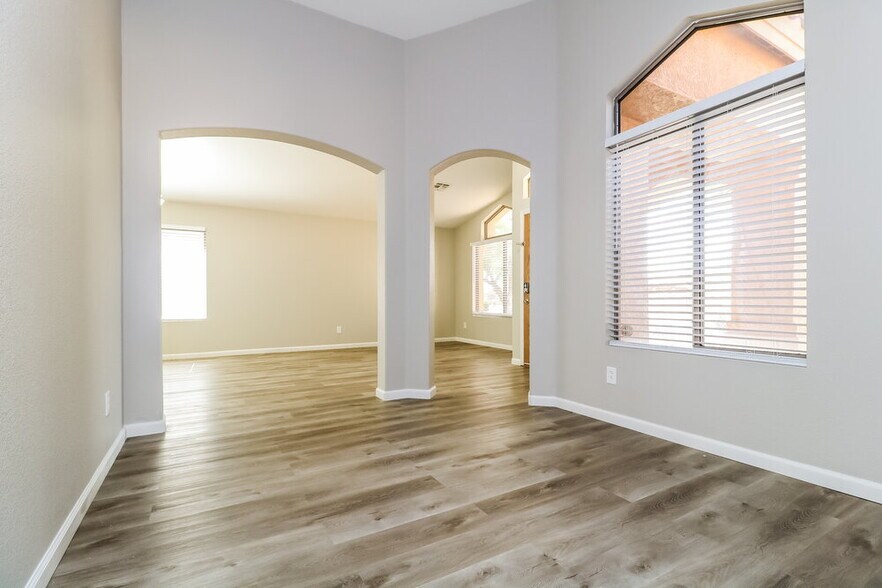 Building Photo - 22039 N 107th Dr