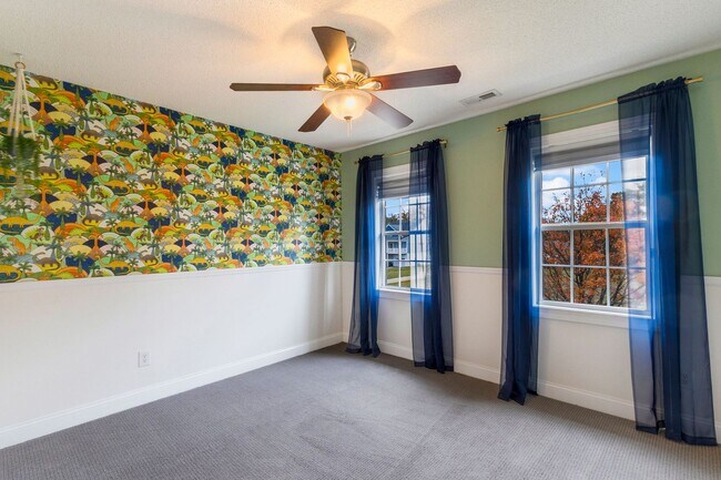 Building Photo - Farmhouse-Style Home Minutes from the Water | No HOA