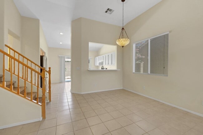 Building Photo - This beautifully updated 2-bedroom home is nestled in a gated community