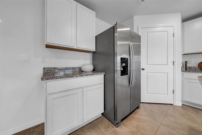 Building Photo - 13295 Mylion Wy