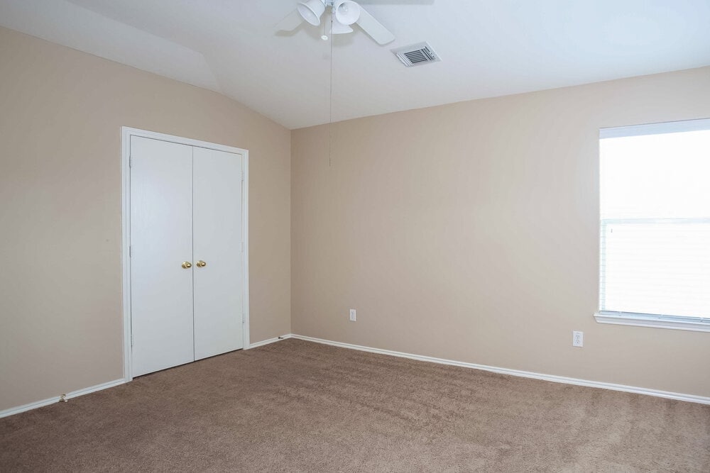 Building Photo - 8223 Wainwright Way