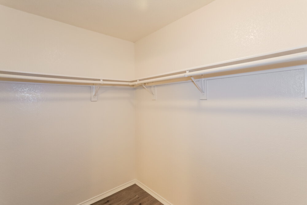 Building Photo - 8764 Stonebriar Ln