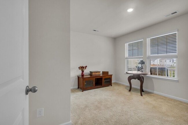 Building Photo - Come experience this beautiful new home and community for yourself.