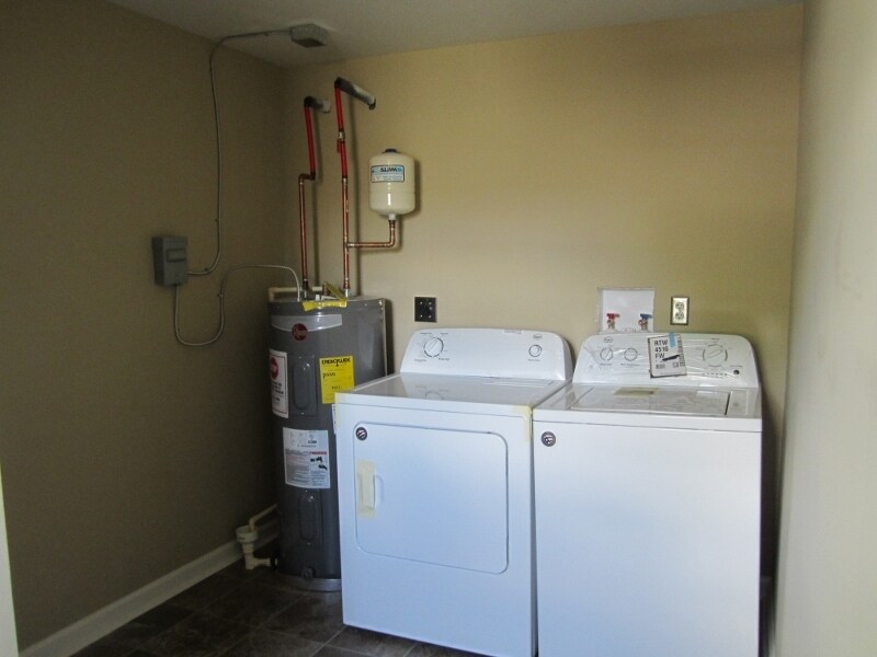 Building Photo - 609 63rd St S