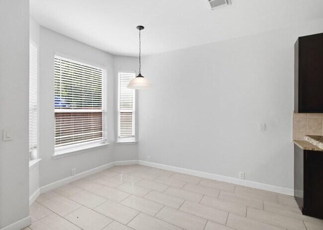 Building Photo - Gated Schertz Home with Loft, Greenbelt and Community Pool!
